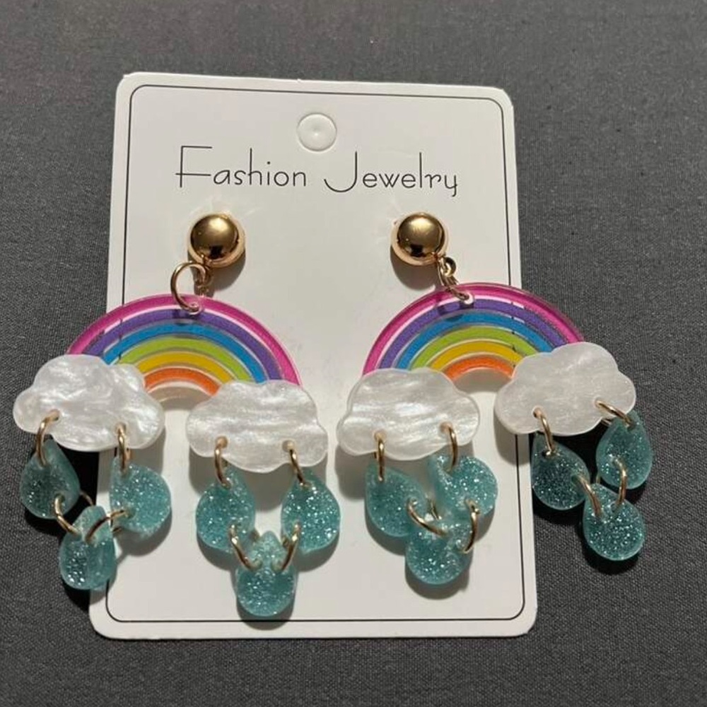 🌈 Rainbow Earrings 🌈 - Picture 5 of 6